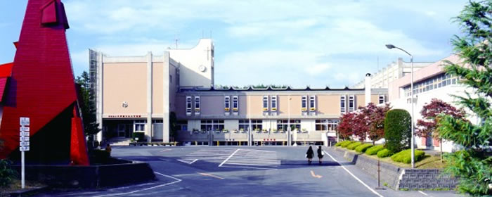八戸聖ウルスラ学院中学校・高等学校 校舎外観